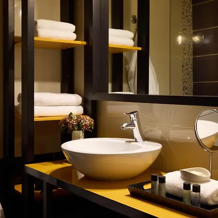 Domotel Neve Mountain 4*