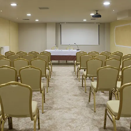 Domotel Neve Mountain 4*