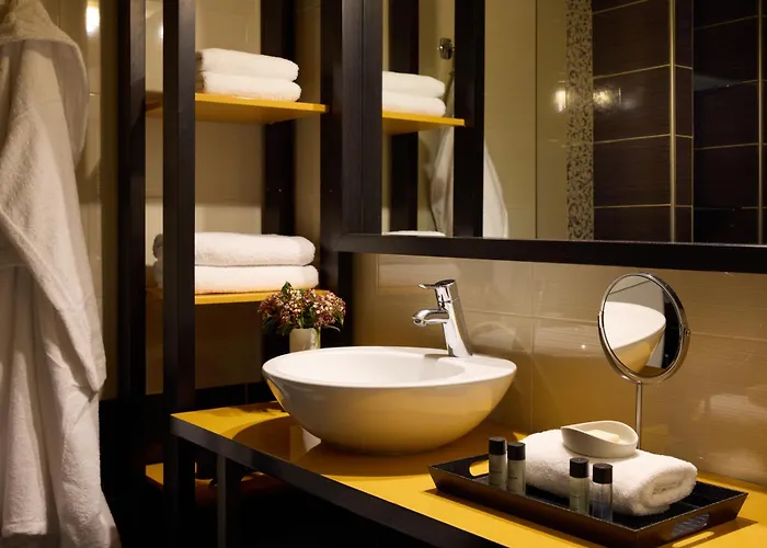 Domotel Neve Mountain 4*