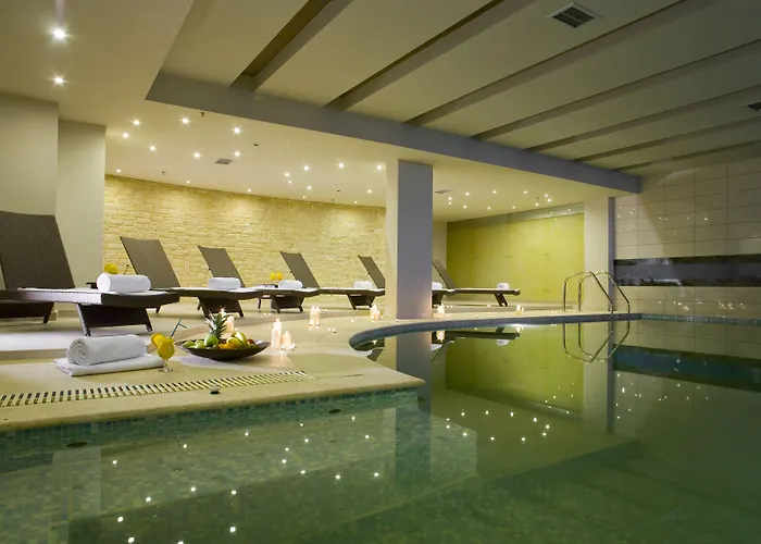 Domotel Neve Mountain Hotel
